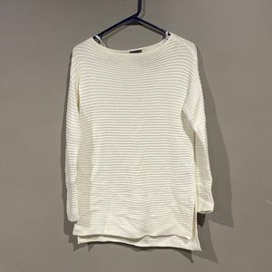 Women’s sweater